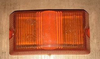 Боковой указатель поворота -желтый  (14.3726) б/л