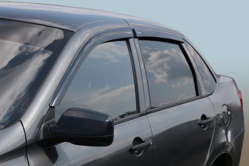 LADA_GRANTA_1